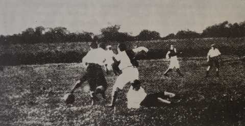 Le origini del calcio a Bari: dalle sfide tra Nautico e Tecnico alle partite contro i marinai inglesi